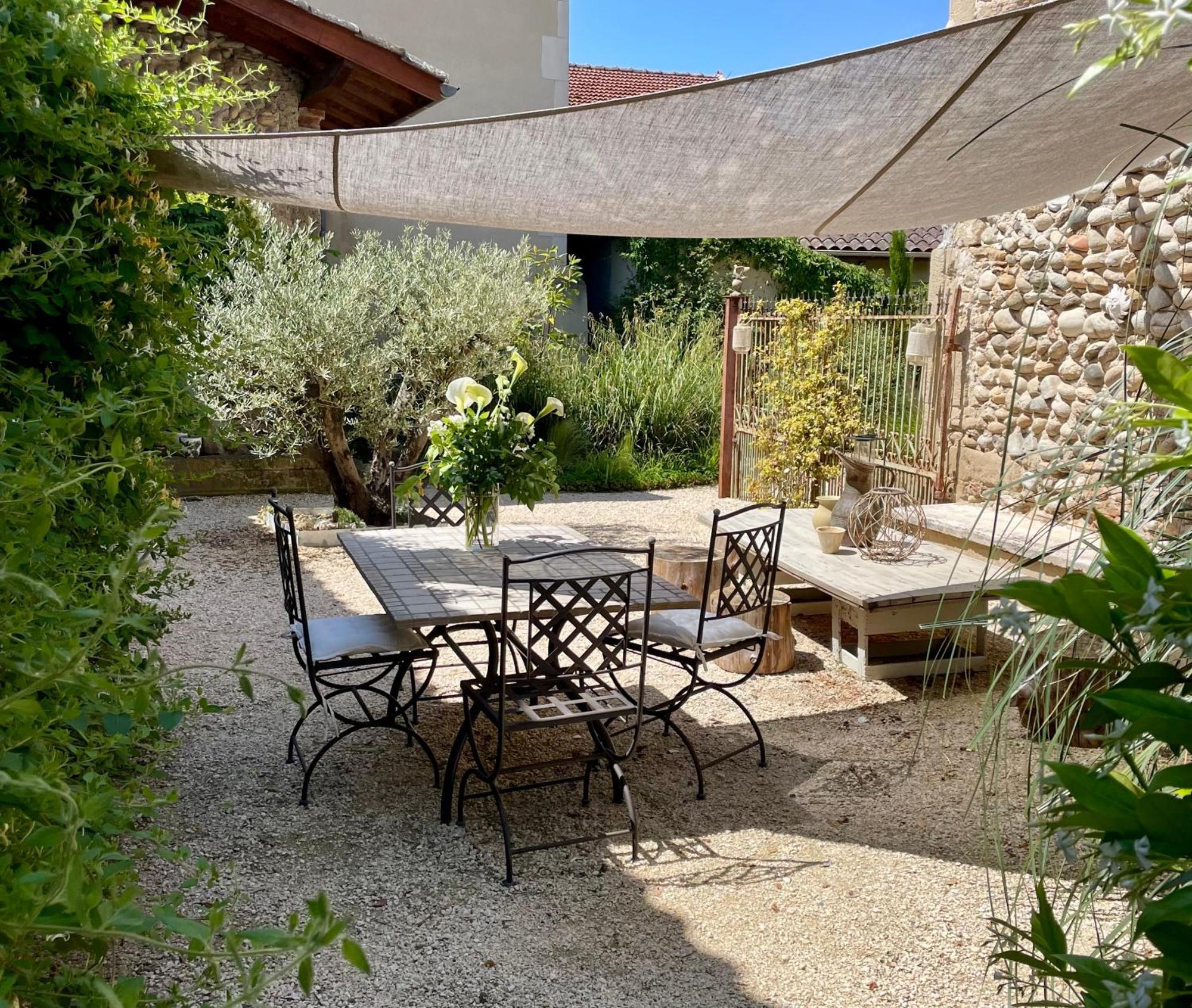 La Suite Dromoise 1809 Saint-Paul-les-Romans Luaran gambar